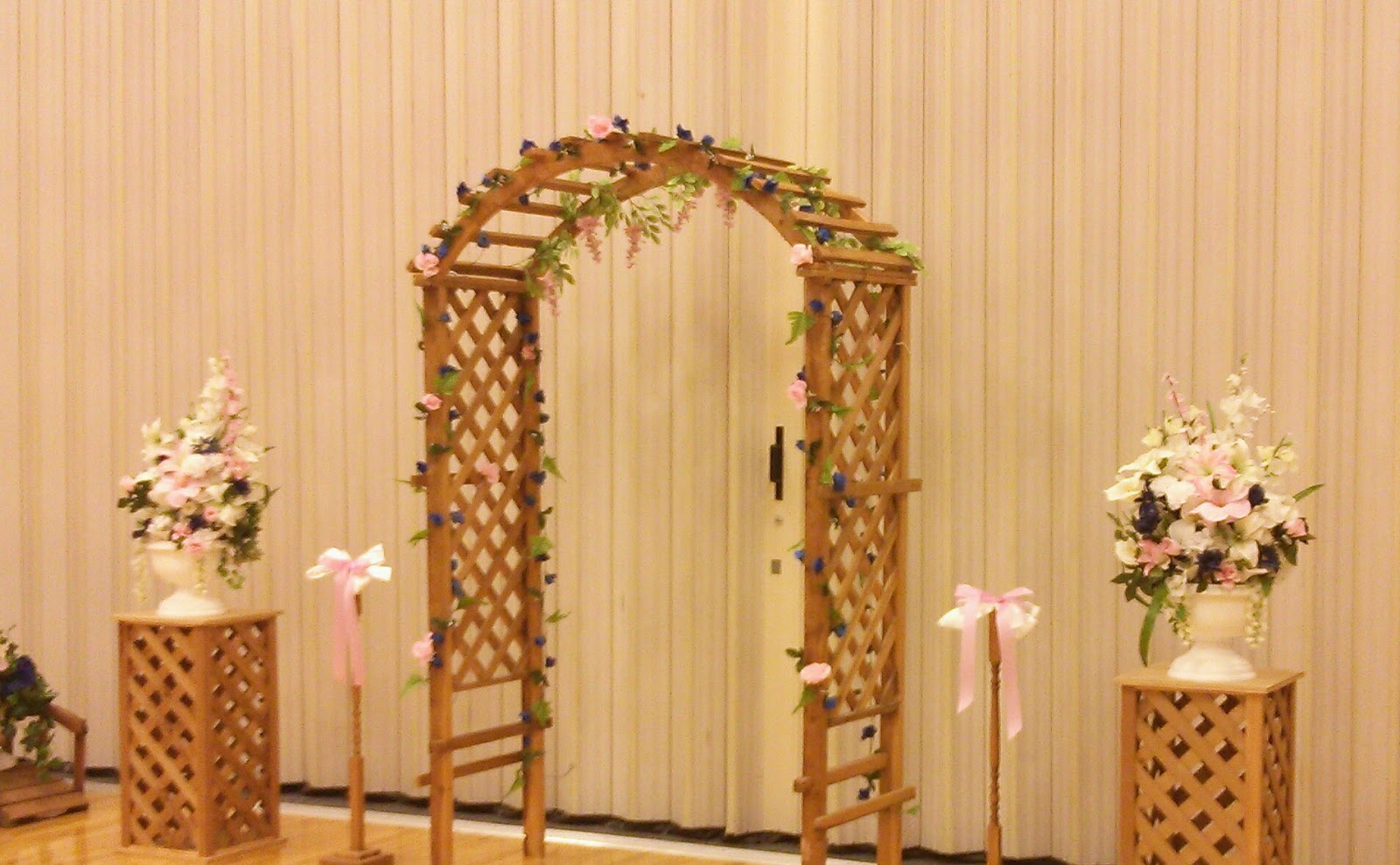 Creative Wedding and Party Decor Backdrop Choices