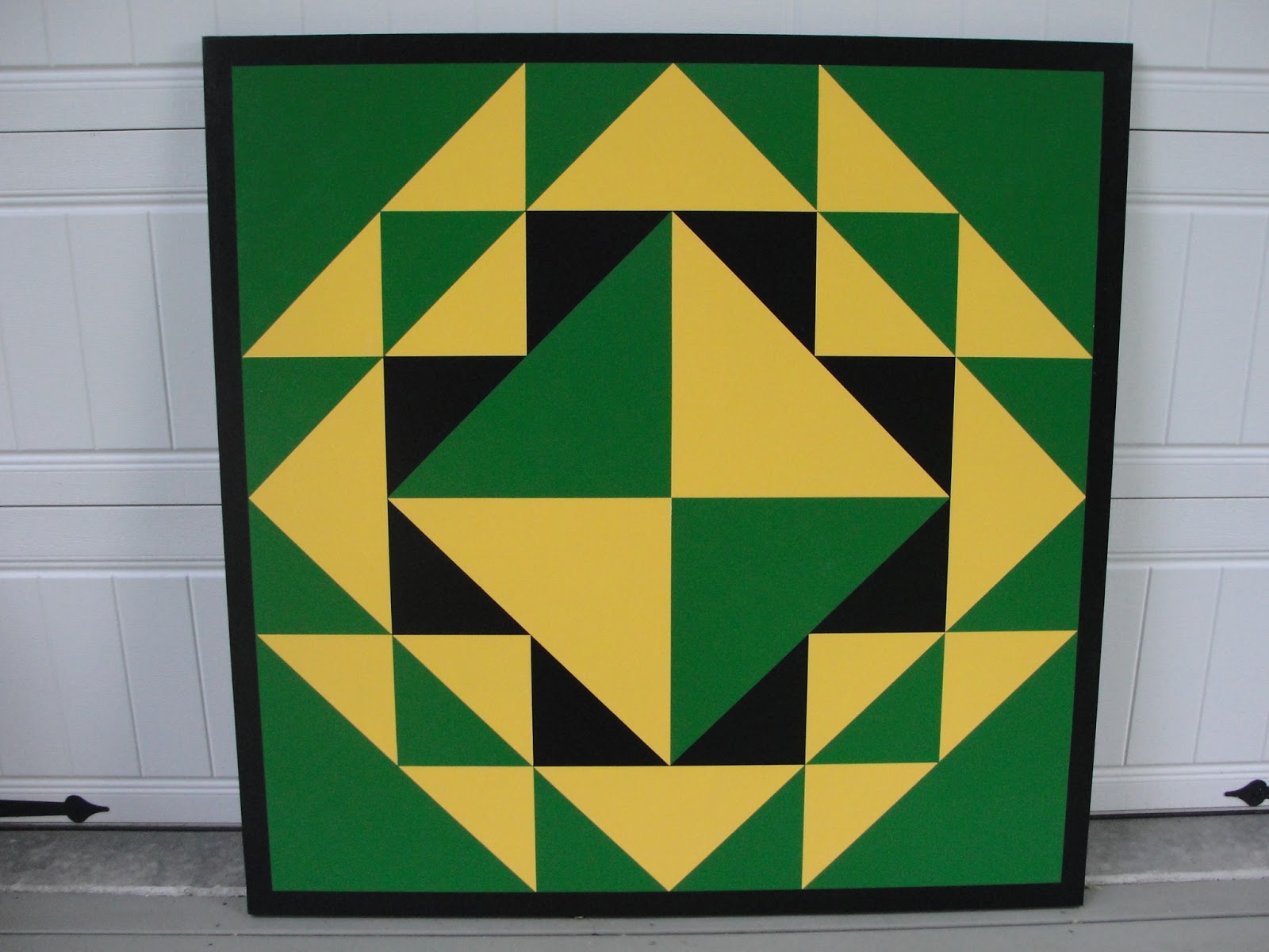 Bentley Barn Quilts July 2013