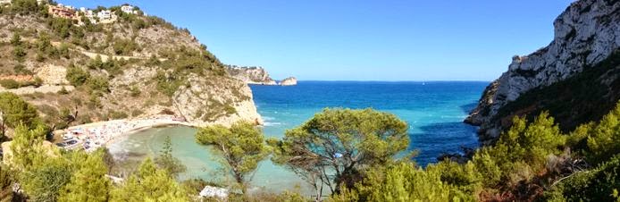 Playa de La Granadella. Playa de La Granadella.