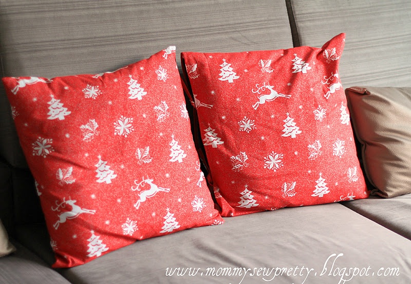 mommy sew pretty Christmas cushions