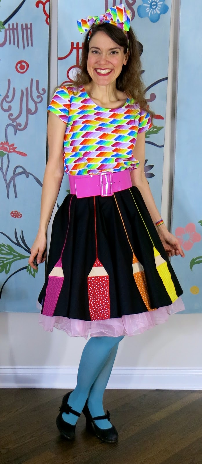 Cassie Stephens: DIY: A Color Wheel Circle Skirt, Blouse of Many Colors ...