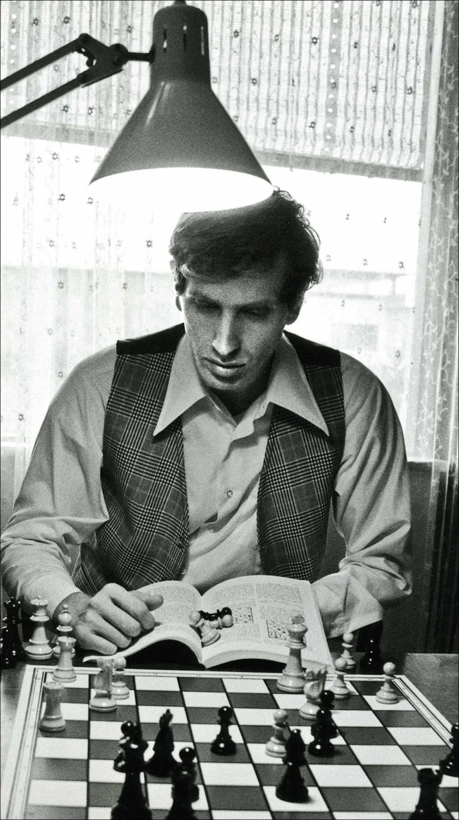 Chess Book Chats: Bobby Fischer and chess literature