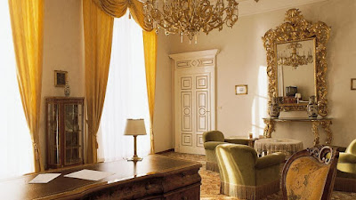 http://www.savelights.com/antique-chandeliers-c-8_22.html