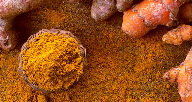 Curcumin Benefits: How It Helps in Cancer Treatment