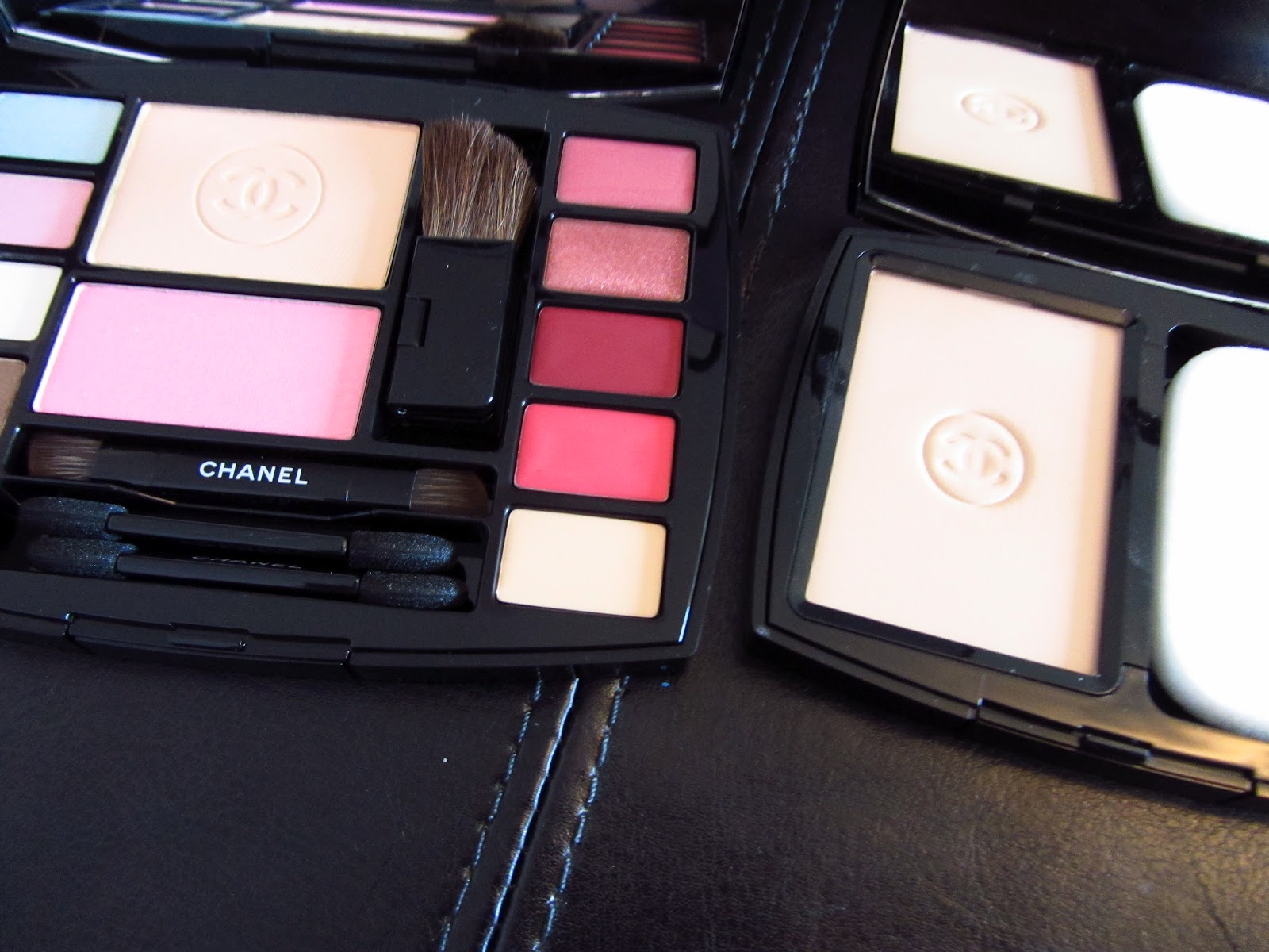 COCOBELLA BALLERINA Chanel Duty Free Travel Makeup Palette