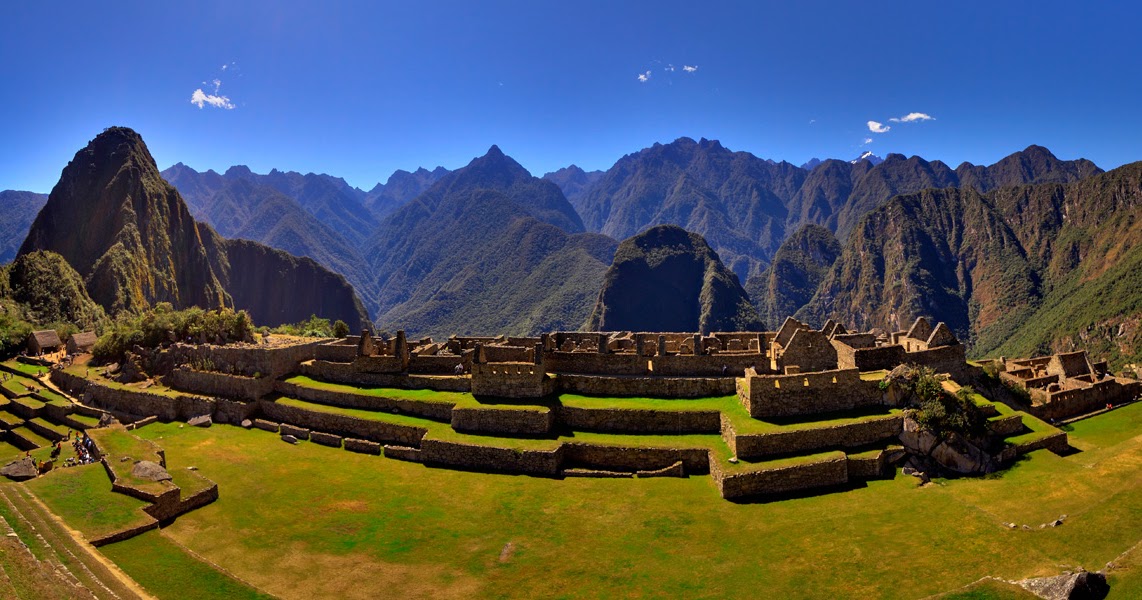 Мачу Пикчу террасы. Мачу Пикчу цивилизация 5. Перу город в горах древний. Долина Урубамба достопримечательности Куско.