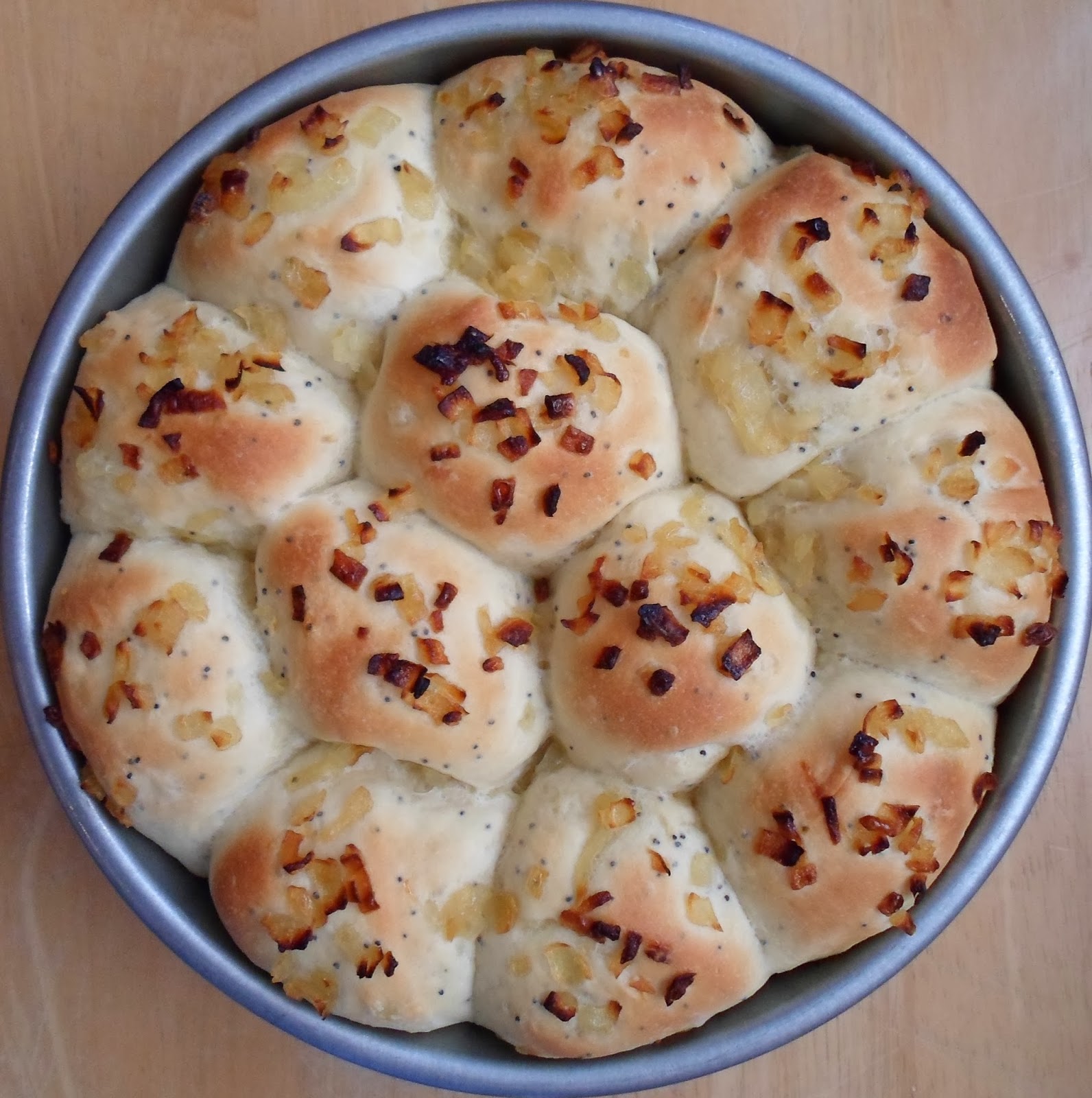 Happier Than A Pig In Mud Onion Poppy Seed Dinner RollsUsing Rapid Rise Yeast