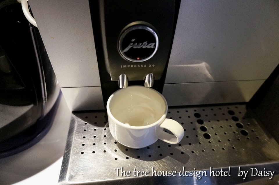 ::高雄住宿:: 六合夜市旁‧高雄樹屋設計旅店‧The tree house design hotel ::高雄住宿:: 六合夜市旁‧高雄樹屋設計旅店‧The tree house design hotel