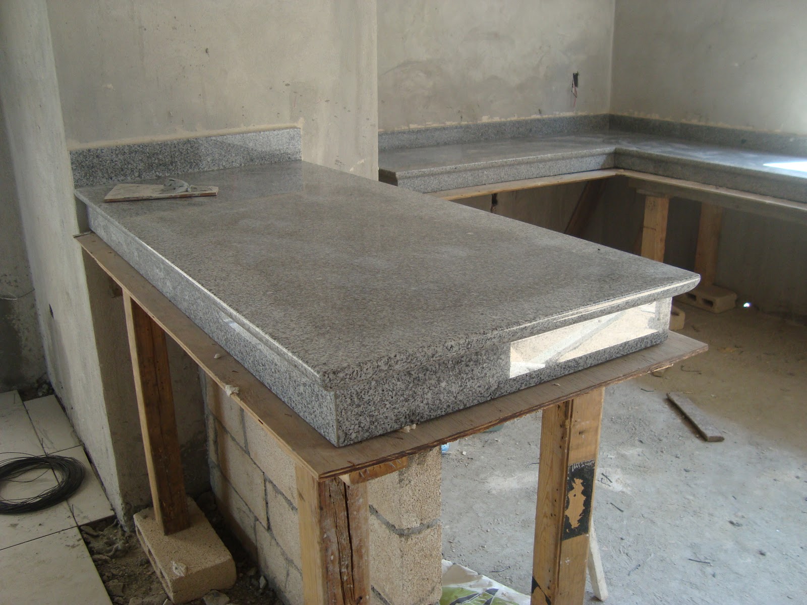 ROMAN DE LA ROSA ROMERO: COCINAS DE GRANITO