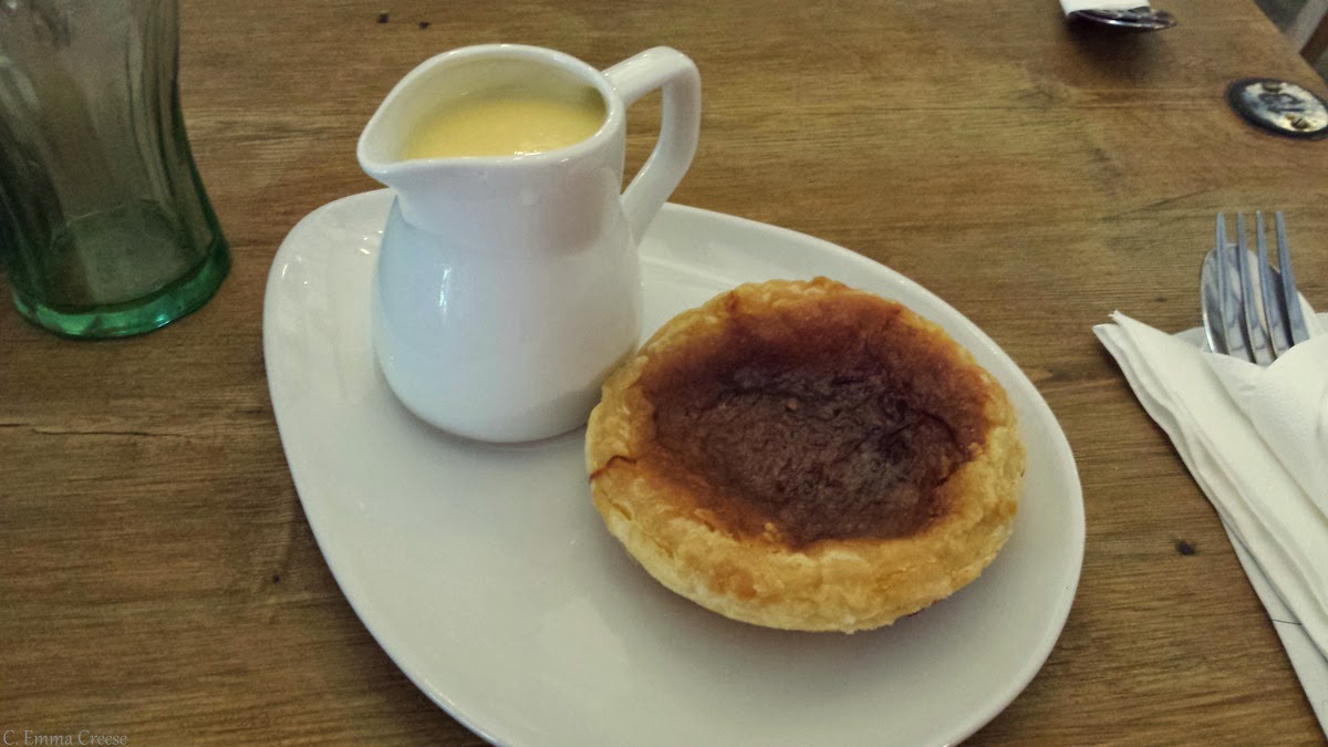 The Old Original Bakewell Pudding Shop - Roadtrip through Derbyshire Bakewell Puddings - Roadtrip through Derbyshire - The Old Original Bakewell Pudding Shop