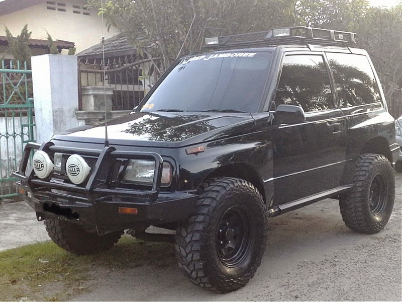 Galeri Foto Hasil Modifikasi  Mobil  Suzuki Escudo  Terbaru 