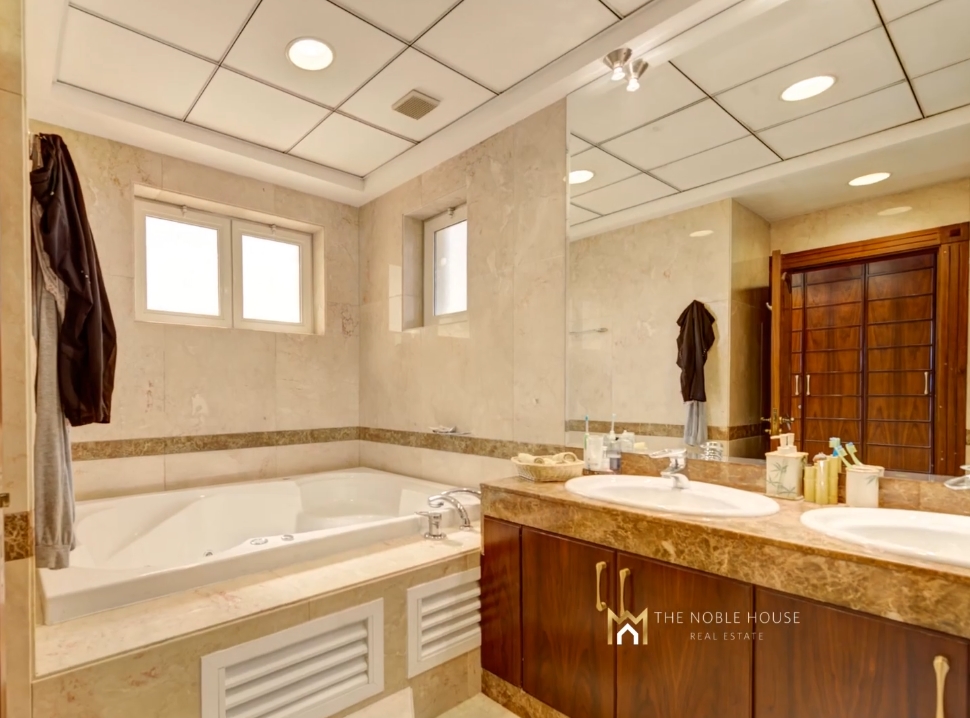 22 Photos vs. Emirates Hills Dubai Villa vs. Interior Design Tour