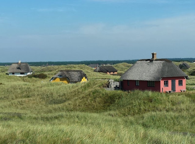 Wenn das Herz für Dänemark schlägt... Auf Küstenkidsunterwegs stelle ich Euch fejo.dk vor, ein wunderbares Ferienhaus-Portal, bei dem Menschen arbeiten, deren Herz für Dänemark schlägt und die lieben, was sie tun.