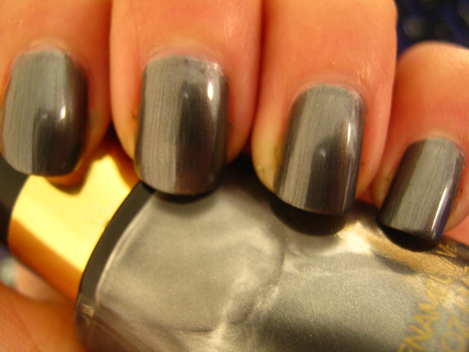 jade-goes-with-everything-swatches-revlon-nail-polish