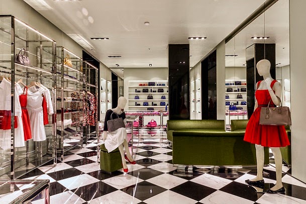mylifestylenews: PRADA Opens First Store in Cancún Mexico