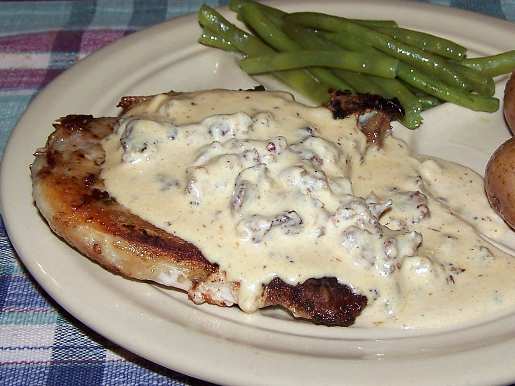 OllaPodrida Kirsten's Fried Pork Chops with Country Gravy