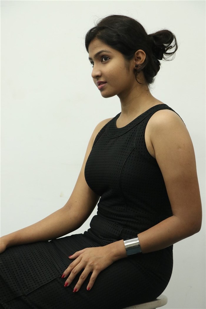 Venba 01052017 06 Venba Cute Actress In Short Black Sleeveless Dress From Movie Palli Paruvathile Venba started her acting career. venba 01052017 06 venba cute