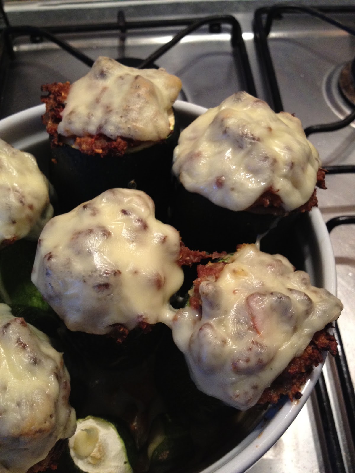 Antonella's World: Qarabali mimli - stuffed (marrows!)