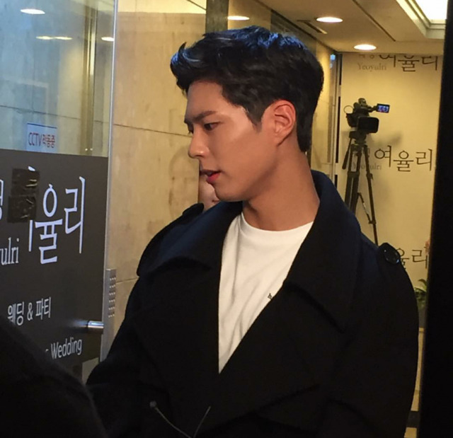 박보검 어제 코앞에서 보는것 같은 종방연 사진 | 인스티즈