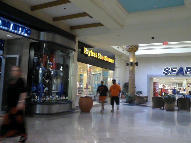 new balance westshore mall