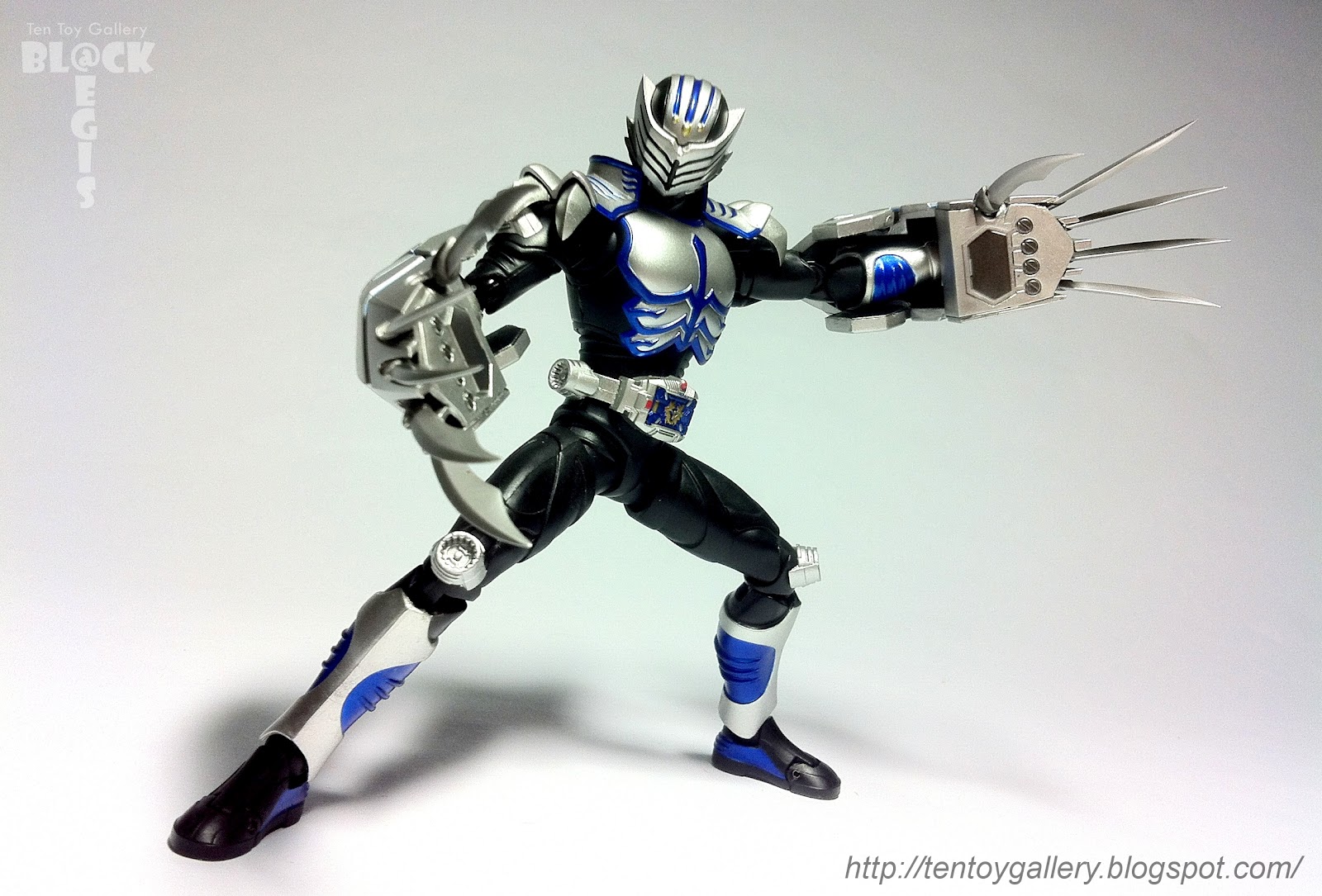 Ten Toy Gallery: Review: S.H.Figuarts Masked Rider Tiger