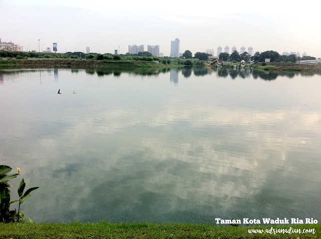 Perayaan Hari Kartini di Taman Kota Waduk Ria Rio