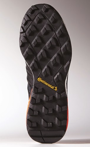 zapatillas para correr alta montaña Terrex Boost adidas outdoor suelas