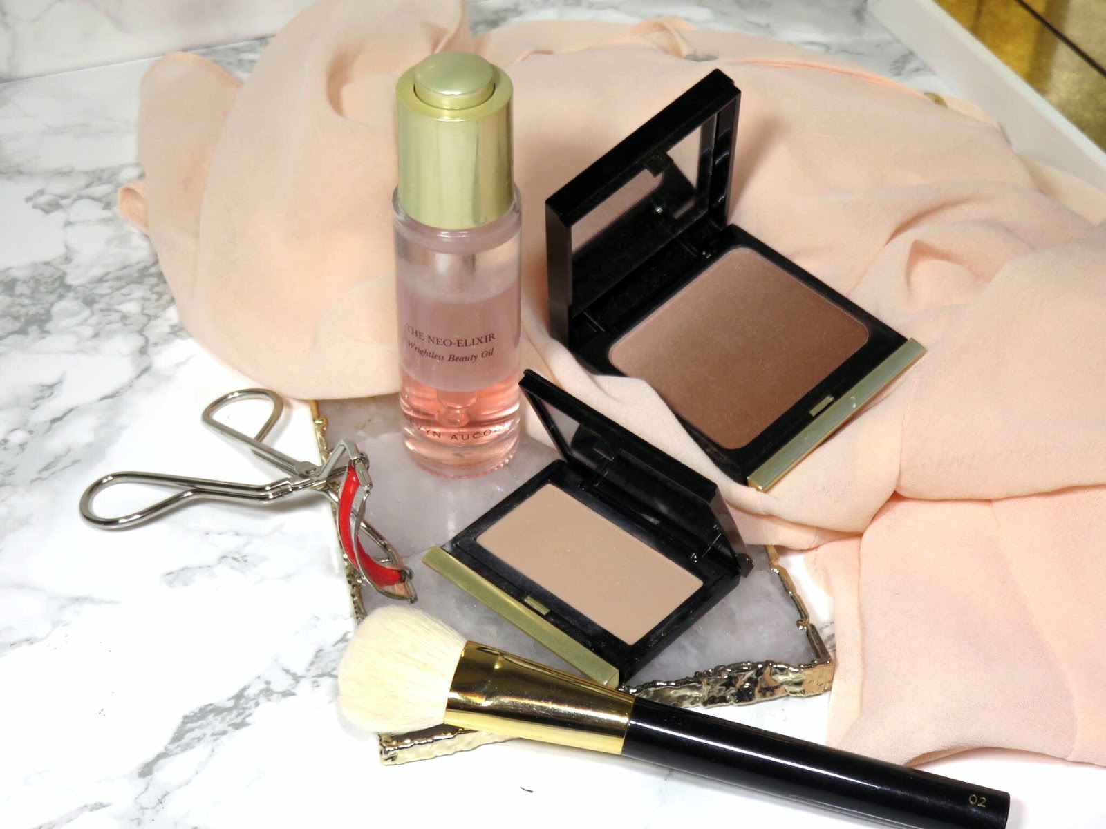  Review Kevyn Aucoin Sculpting Contour Powder PRETTY IS MY PROFESSION