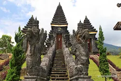 pura parahyangan agung jagatkartta bogor