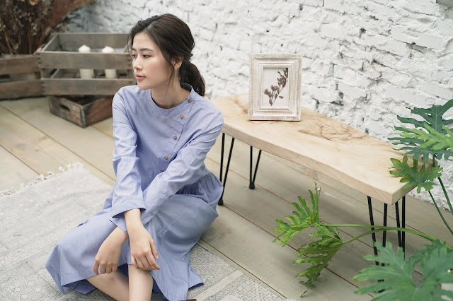 溫室寫作 雨天排釦洋裝