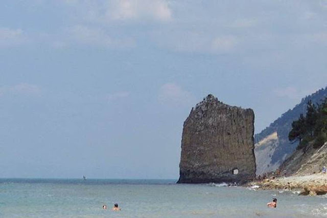 sea stacks sea stacks
