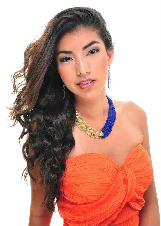 Lucianette Verhoeks - Miss World Aruba 2012