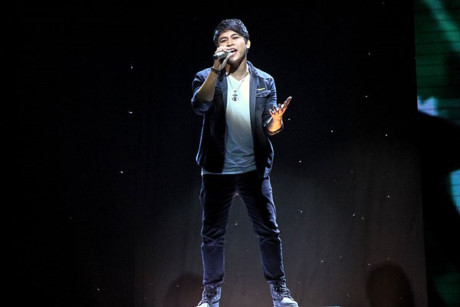 X-Factor: Nhom F.O.E gianh tam ve cuoi cung tro lai cuoc choi - Anh 11