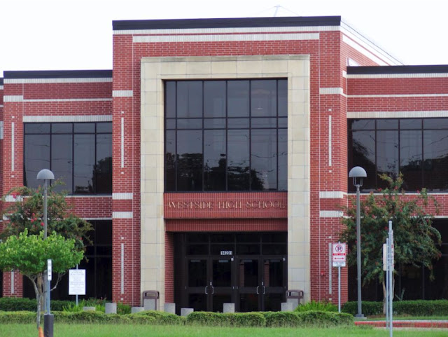 H-Town-West Photo Blog: Westside High School on Briar Forest at