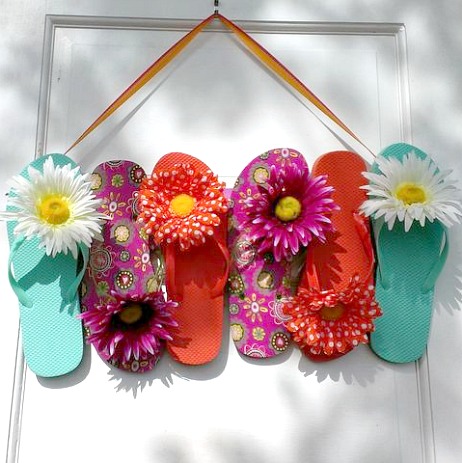 9 Fun Flip Flop Decorations And Crafts For Your Home Coastal Decor Ideas Interior Design Diy Ping - Large Flip Flop Wall Art