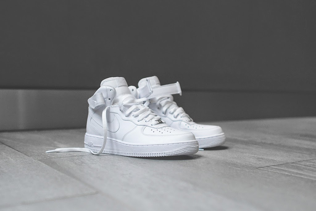 white mid top forces