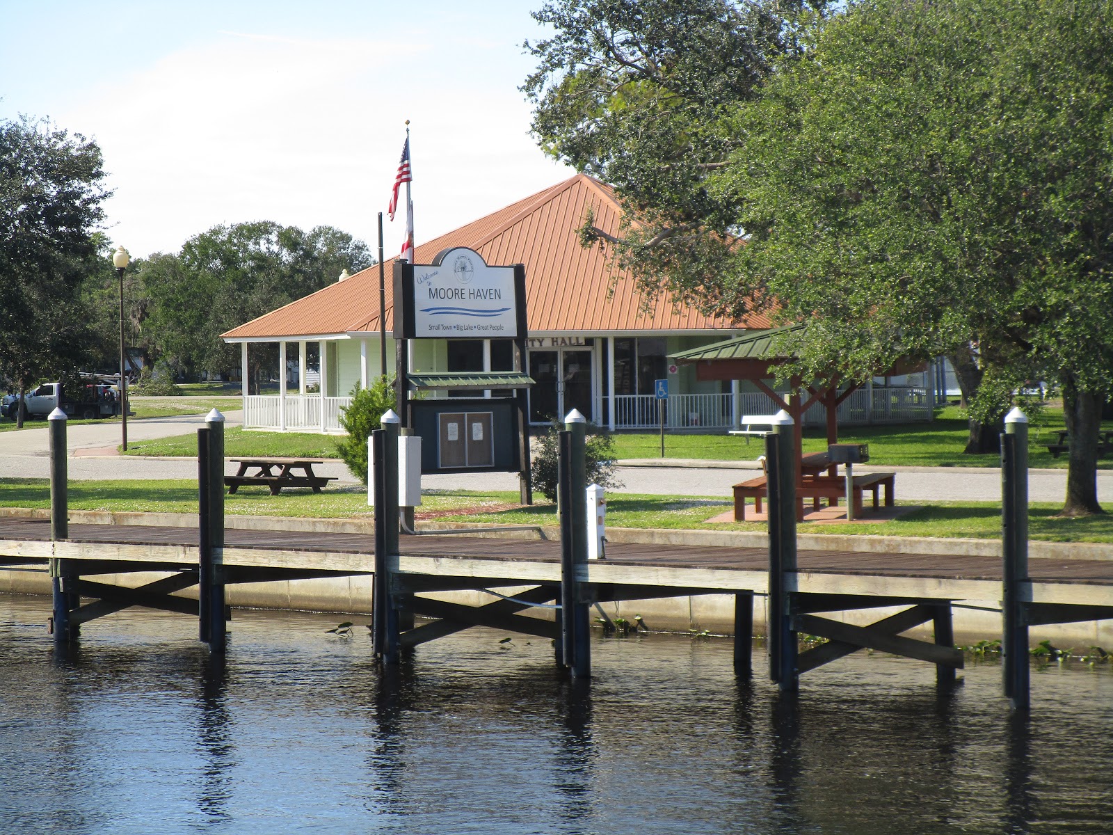 Boating with Sunset Delight W. P. Franklin Lock Park