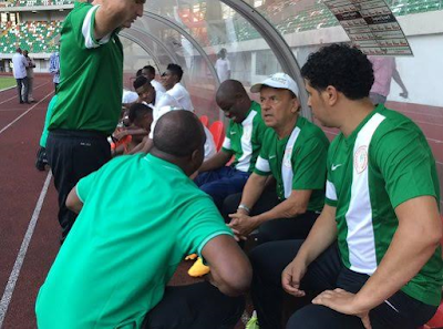 a Coach Gernot Rohr and Yusuf Salisu present as 20 Super Eagles players train in Uyo (photos)