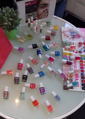 Avon Summer Showroom