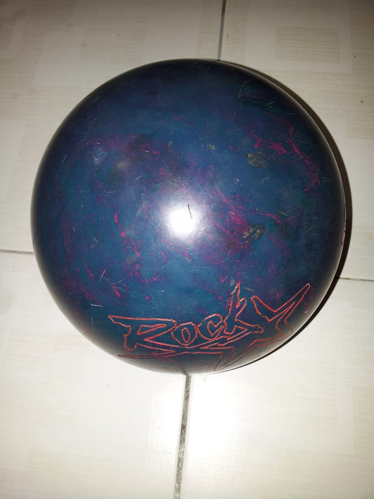 KEDAI BOWLING ONLINE Reactive Bowling Ball Columbia RoCKY tec 15 lbs