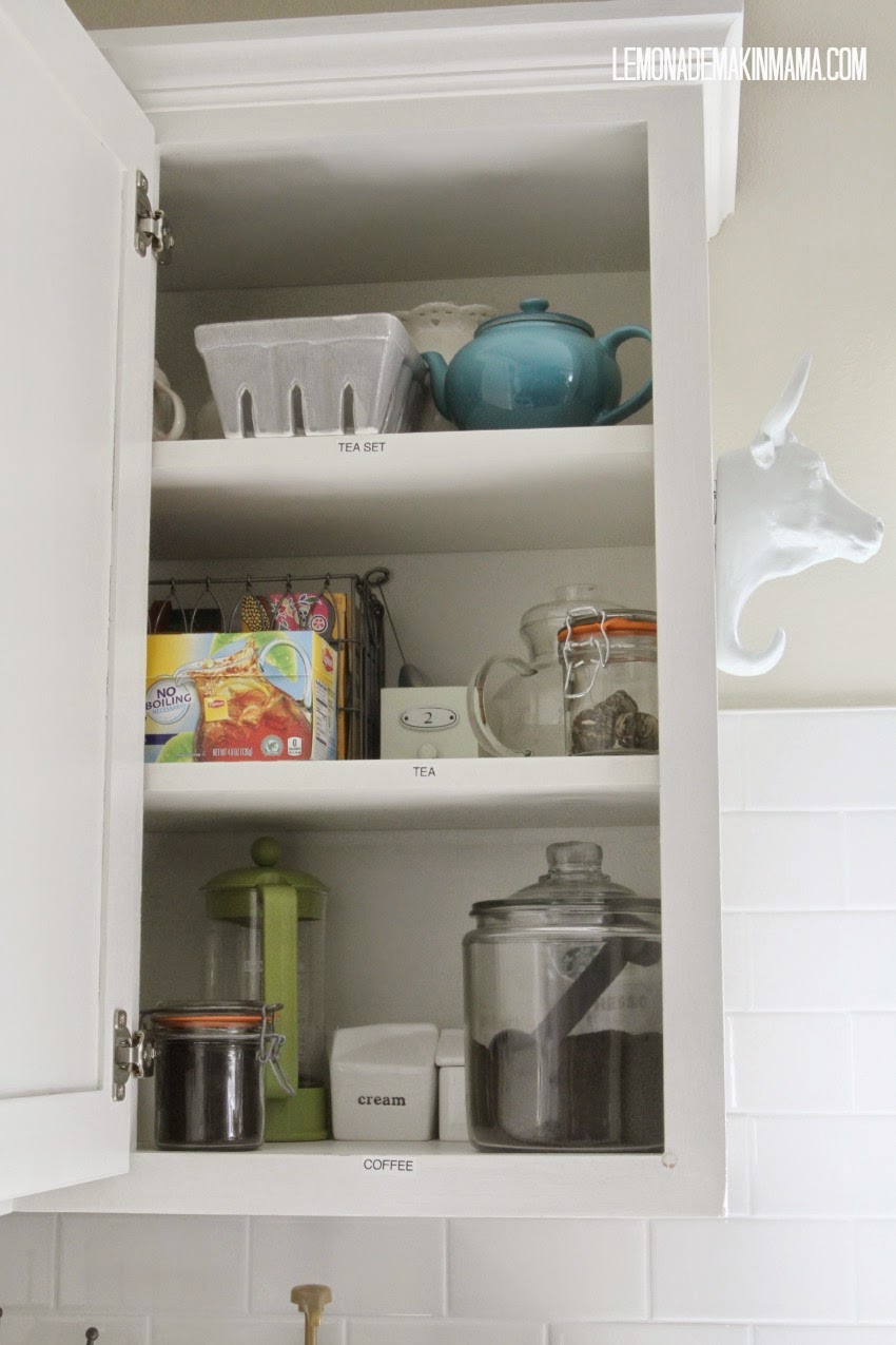 Lemonade Makin' Mama: Peeking inside- all my cabinets