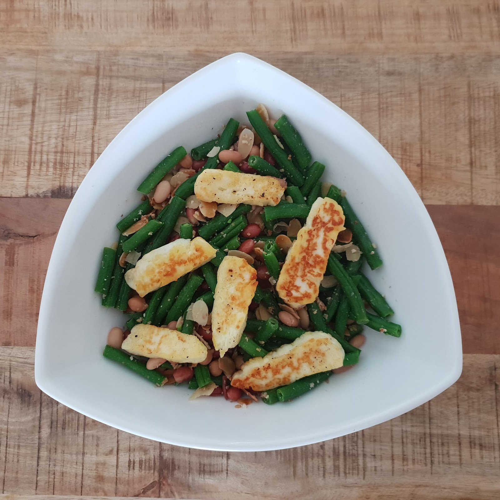 PeckishByZoeRenee Recipe Bean & Halloumi Salad