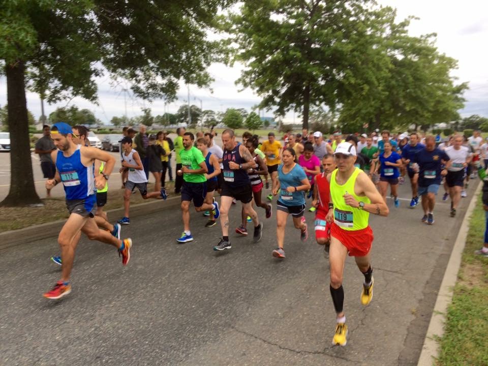 rundangerously 2017 Norwalk Summer Series 9 Miler Race Photos & Results