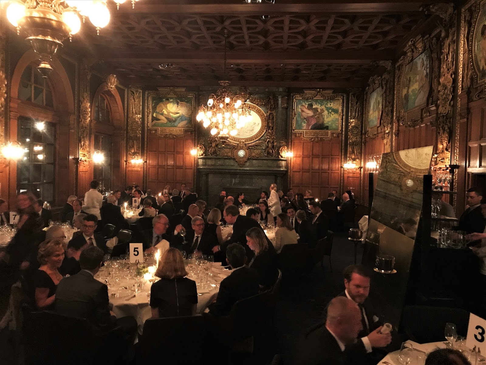 Get Roeder decor ideer For iPhone Free