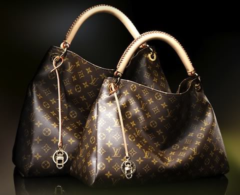 Bag of the Week: Louis Vuitton Artsy Bag – Inside The Closet