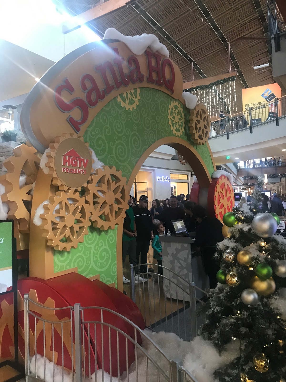 Visiting HGTV Santa's HQ FlatIron Crossing Broomfield Colorado