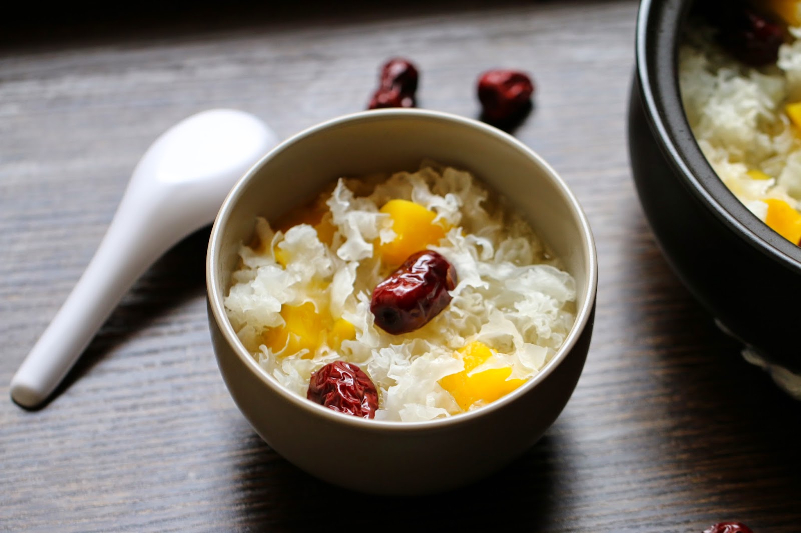 Boriville Snow Fungus with Papaya Desserts Sweet Soup (Che Nam Tuyet