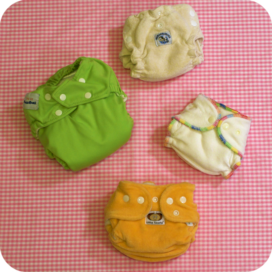 L to the third Which cloth diaper should I choose for baby 2?