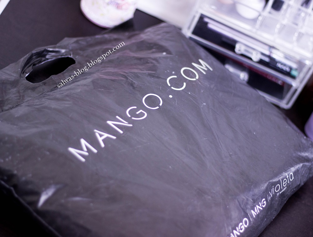 فستان طويل مطبوع ماركة مانجو منصة رزين