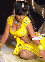 Tamil, actress, aarti, puri, hot, cleavage, show